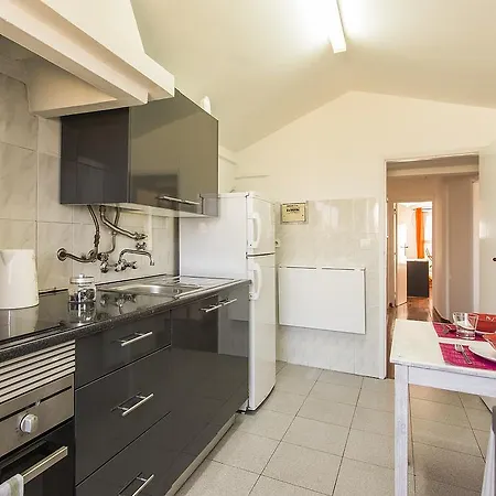 Apartamento Flh Bairro Alto Low Cost Rooftop Lisboa
