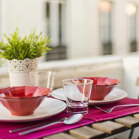 Flh Bairro Alto Low Cost Rooftop * Lisbona